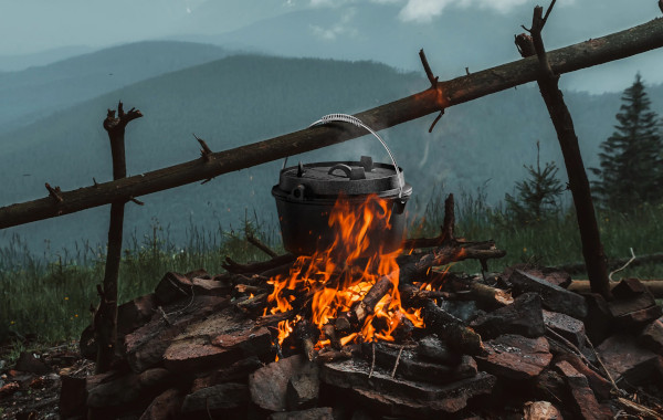 Ursachen für Rost im Dutch Oven und die richtige Pflege: Reinigung, Rostentfernung und Einbrennen Ursachen für Rost im Dutch Oven und die richtige Pflege: Reinigung, Rostentfernung und Einbrennen