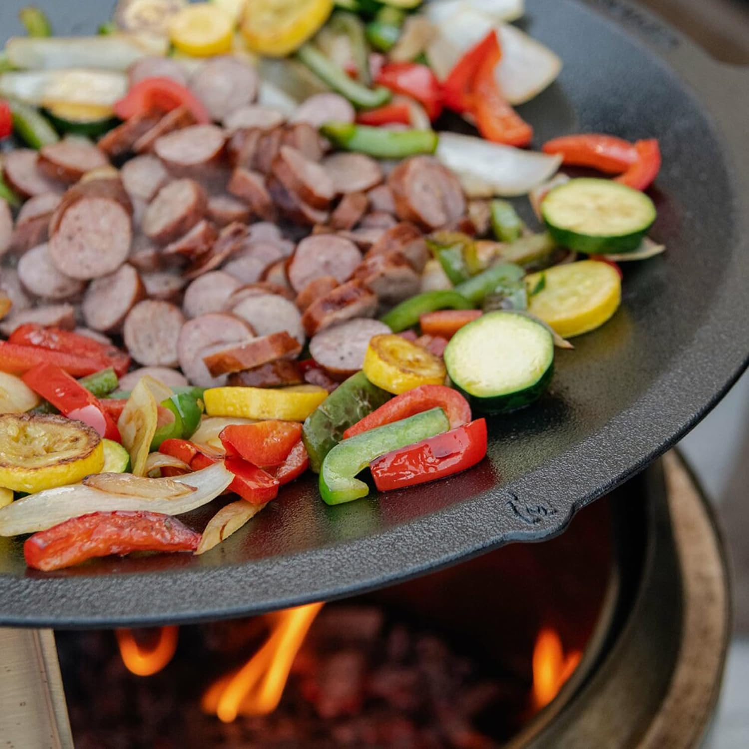 Solo Stove Bonfire Cast Iron Wok Top + Hub von Solo Stove