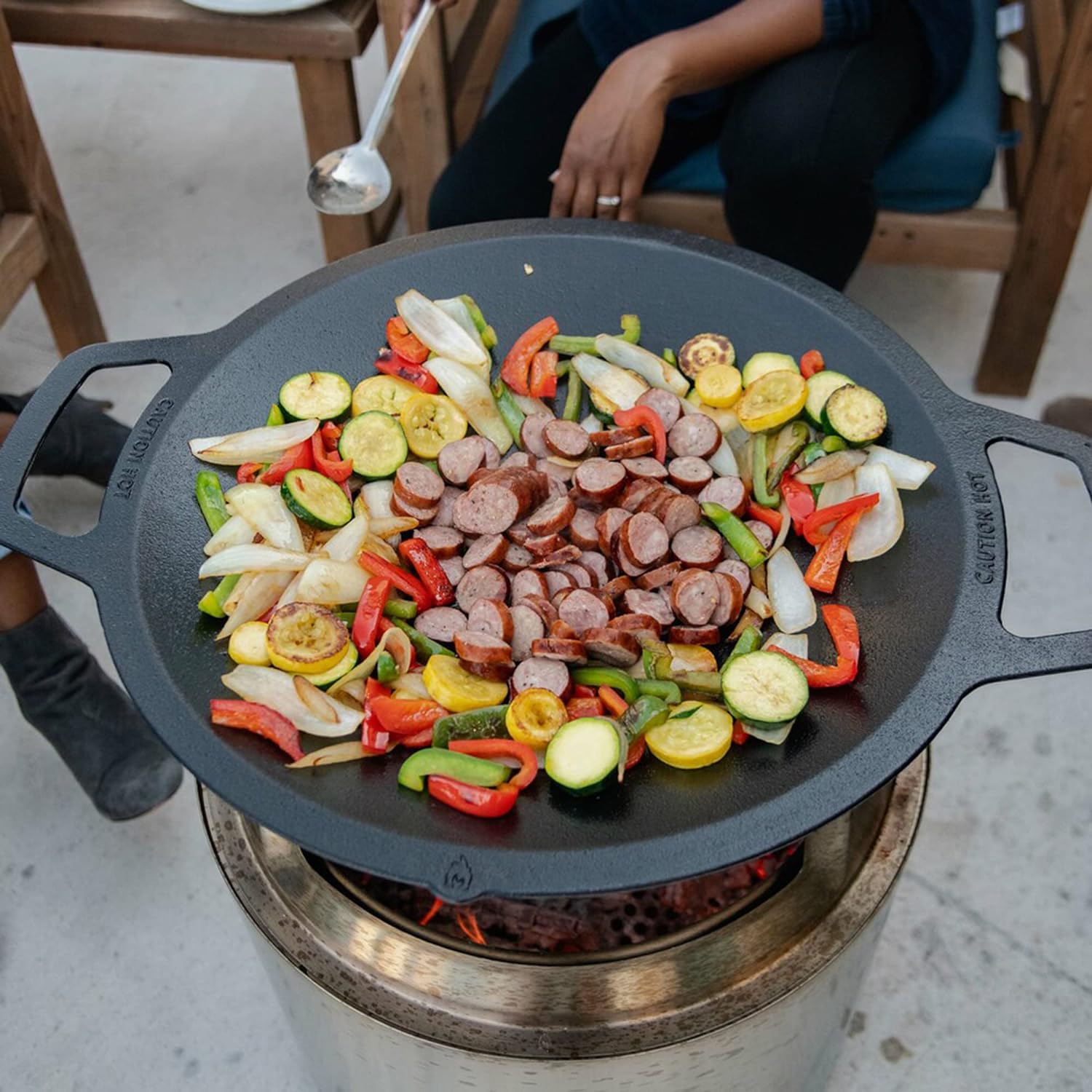 Solo Stove Bonfire Cast Iron Wok Top + Hub von Solo Stove